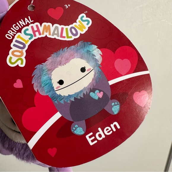 3.5” Eden the Bigfoot Valentine Squishmallow Clip NWT - Picture 3 of 5